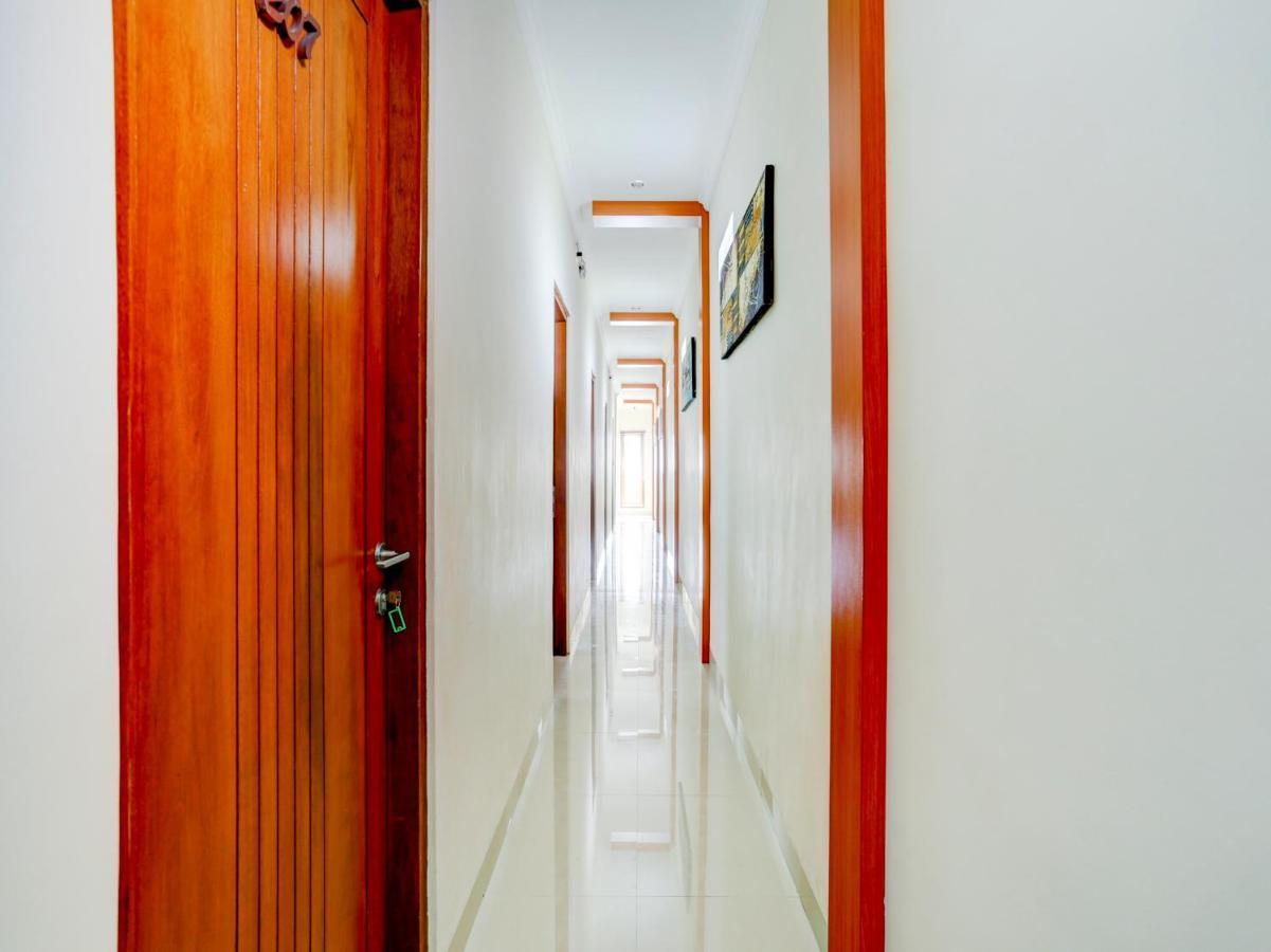 Super Oyo Capital O 90291 Vin Stay Petanu Pesanggaran Εξωτερικό φωτογραφία