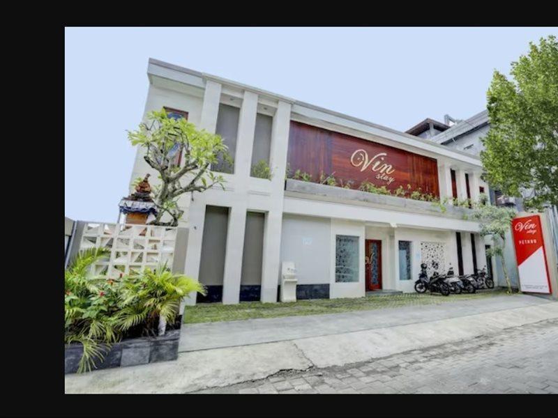 Super Oyo Capital O 90291 Vin Stay Petanu Pesanggaran Εξωτερικό φωτογραφία