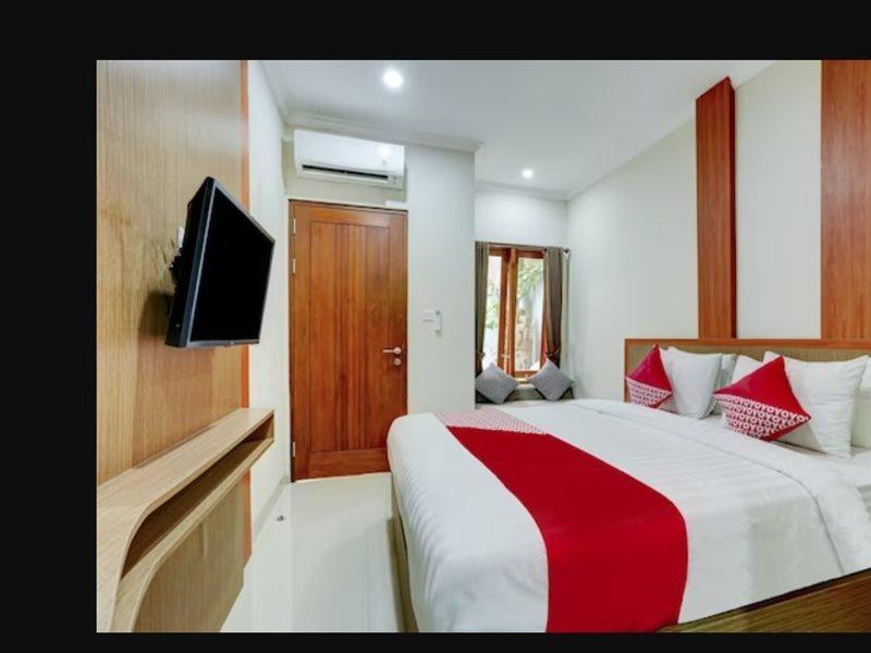 Super Oyo Capital O 90291 Vin Stay Petanu Pesanggaran Εξωτερικό φωτογραφία